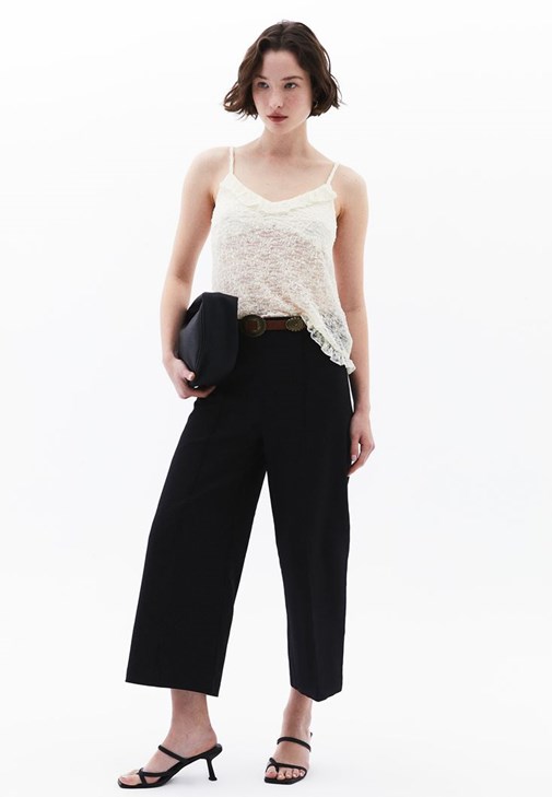 Culotte Pantolon ve Dantel Bluz Kombini