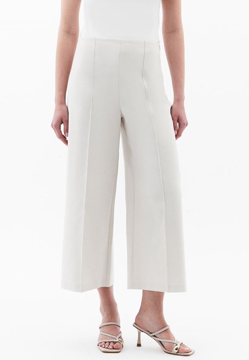 Culotte Pantolon ve Büzgü Detaylı Bluz Kombini