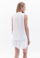 Women White Cotton Blended V-Neck Singlet