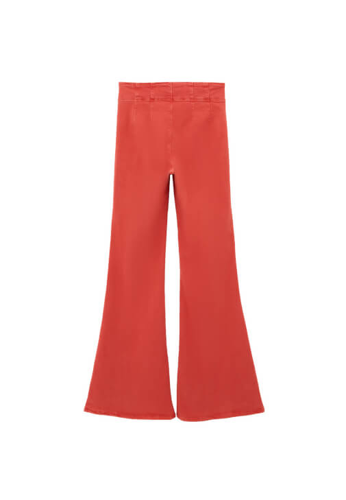 Flare Pantolon ve Kare Yaka Atlet Kombini