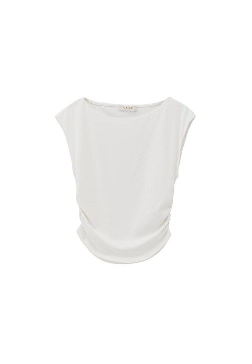 Büzgülü Tişört ve Barrel-Fit Pantolon Kombini