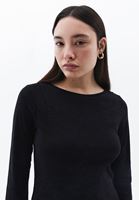 Women Black Boat Neck Tshirt with Long Sleeves