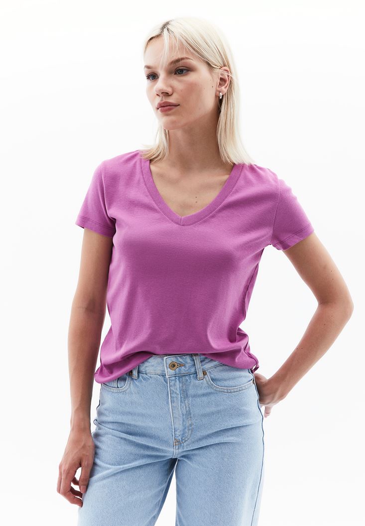 Women Lila Cotton Blended V-Neck Tshirt