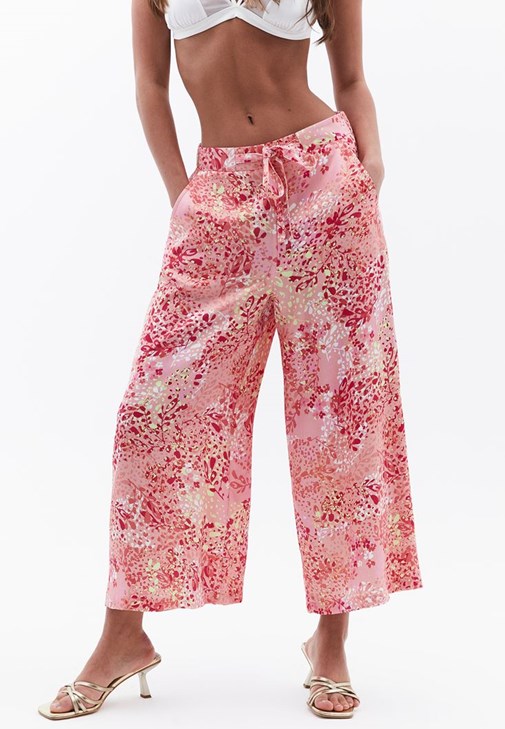 Culotte Saten Pantolon ve Gömlek Kombini