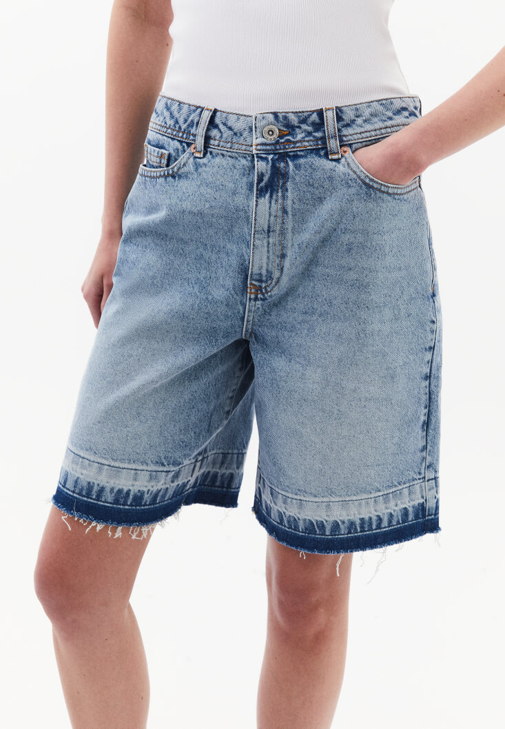 Women Blue Mid-Rise Bermuda Shorts