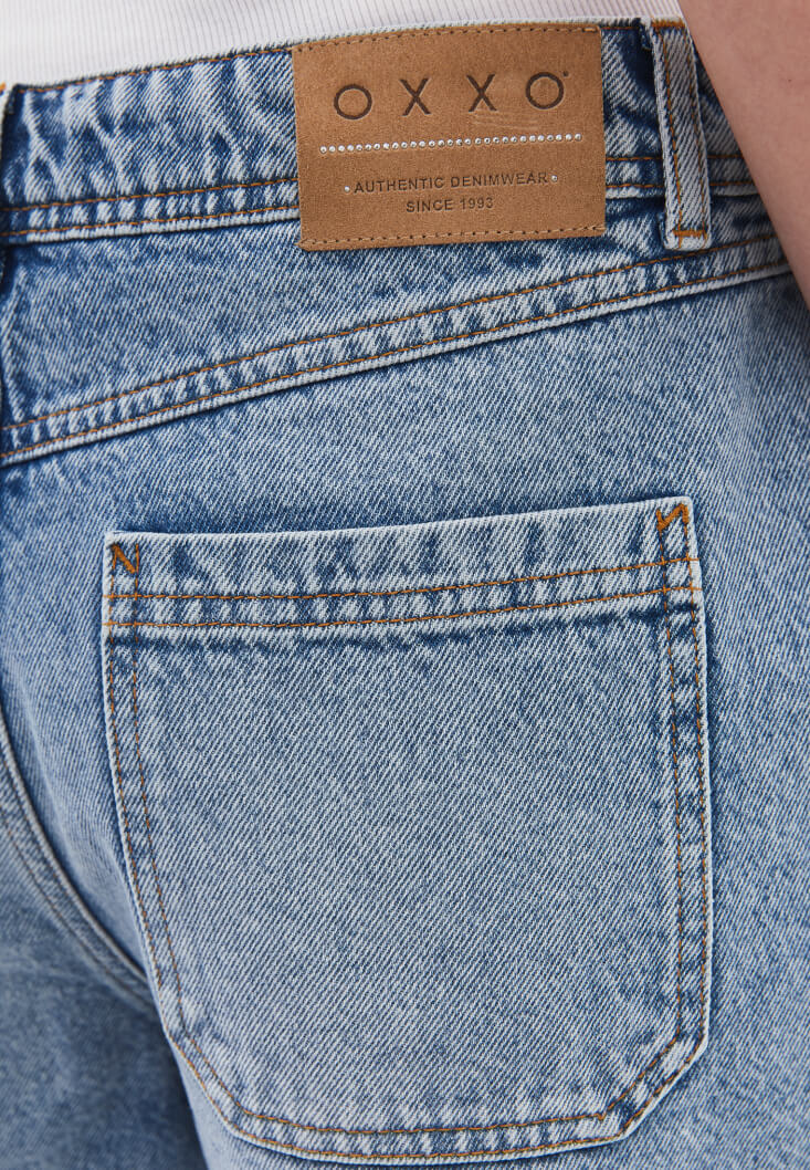 Women Blue Mid-Rise Bermuda Shorts