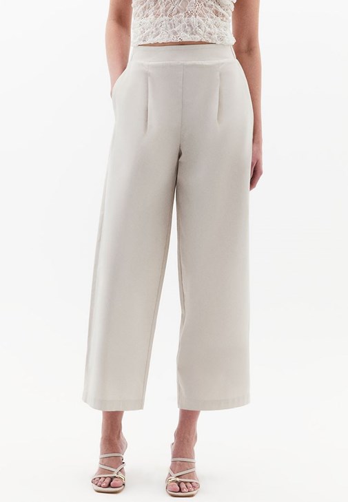 Baggy-Fit Pantolon ve Dantelli Top Kombini
