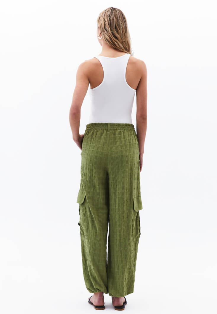Women Green Linen-Blend High-Waisted Cargo Pants