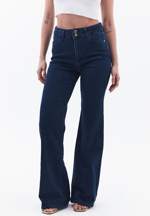 Yüksek Bel Flare Pantolon ve Crop Atlet Kombini