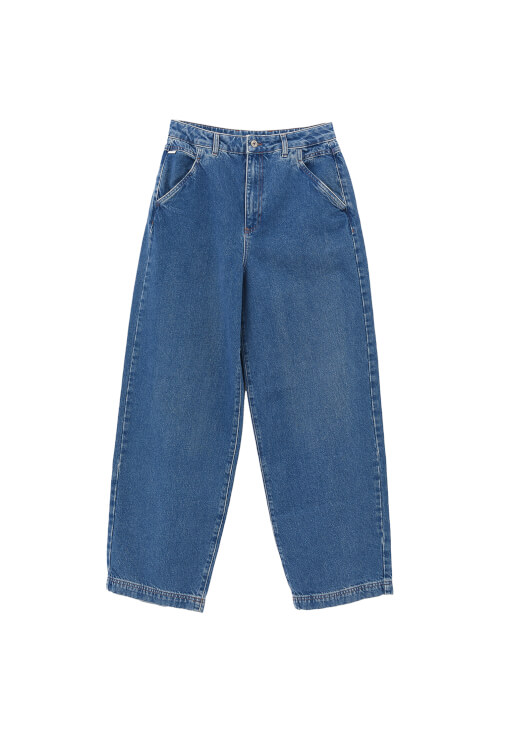 Staker Pantolon ve Dantel Bluz Kombini