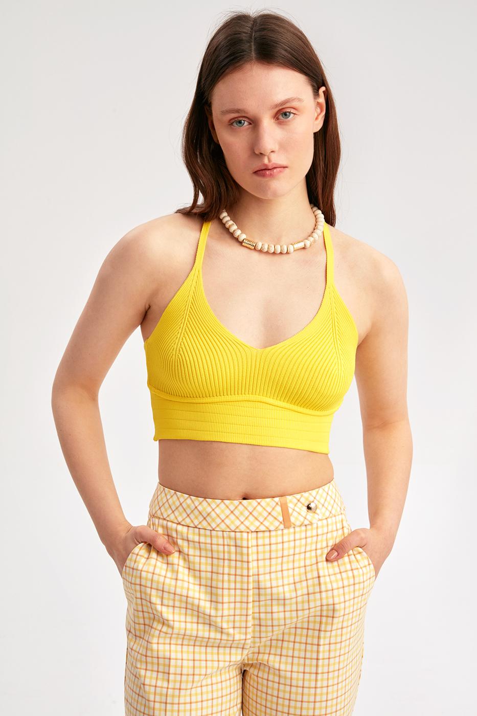 Bayan SARI İllas Sari Renk Slim Fit V-Yaka Askılı Triko Bluz