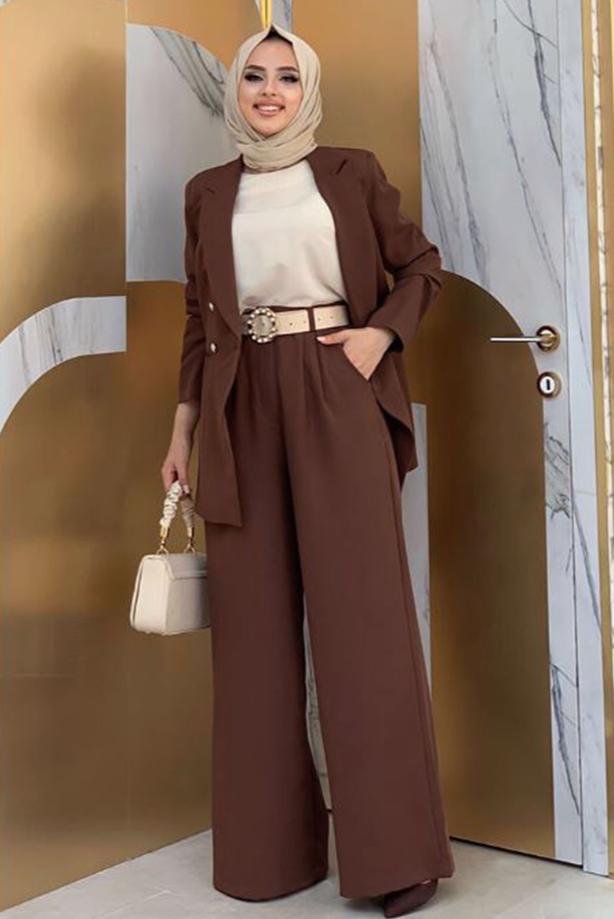 Women's Pant Suits: 100+ Items up to −88%